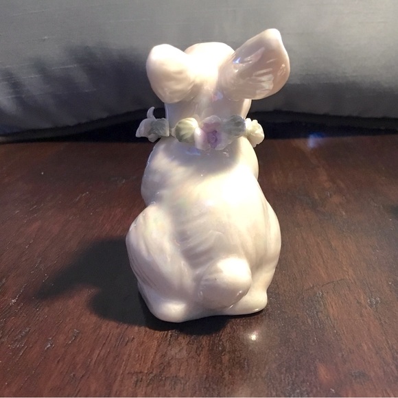 🐇Set of Sweet Easter Bunnies - Glossy White Ceramic -🐇 - Picture 7 of 9